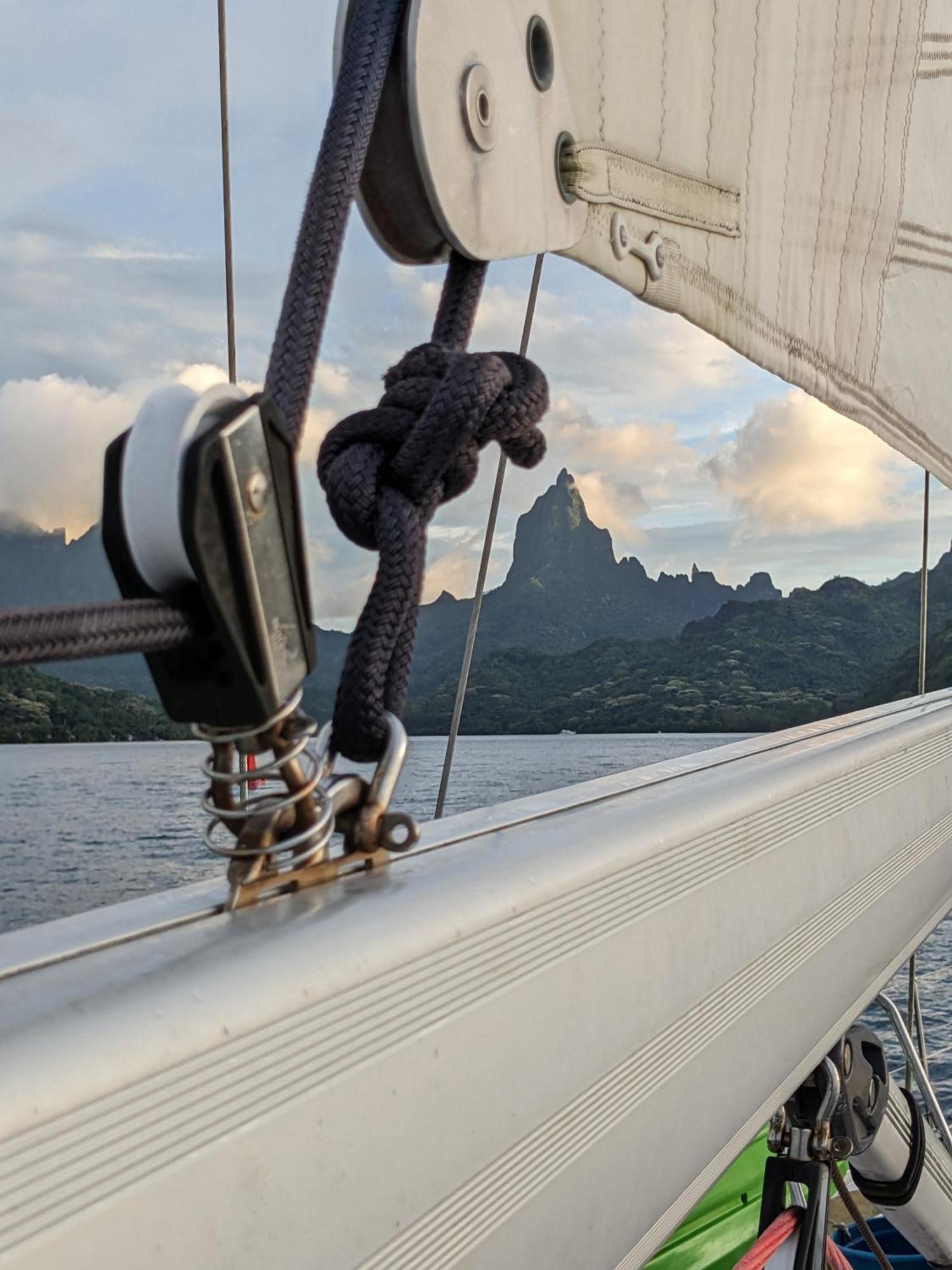 2 Nuits Insolites & 1 Excursion Voile A Bord Du Voilier Mori Ora Moorea Ngoại thất bức ảnh